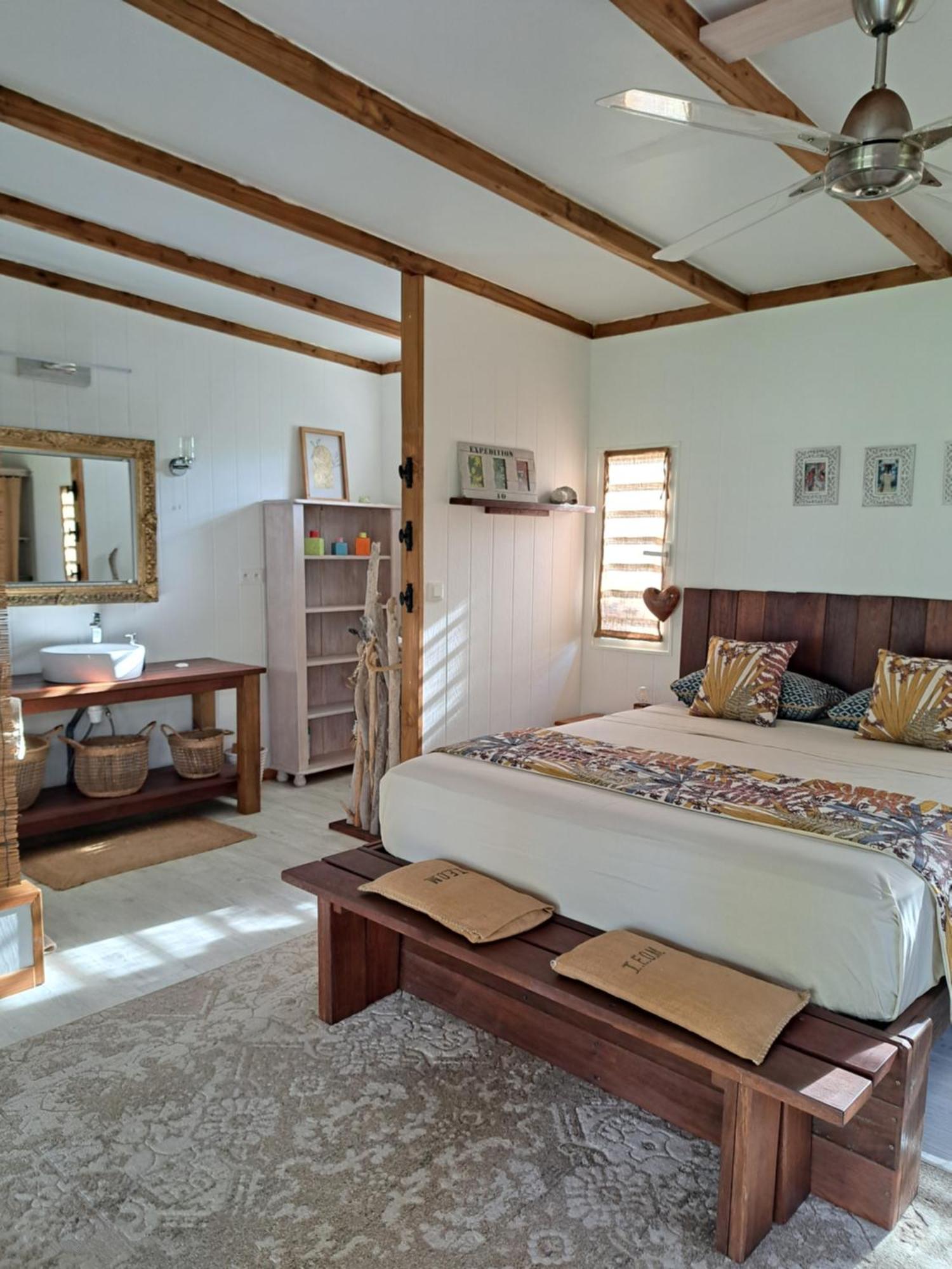Breeze Ocean Bungalow Moorea Extérieur photo